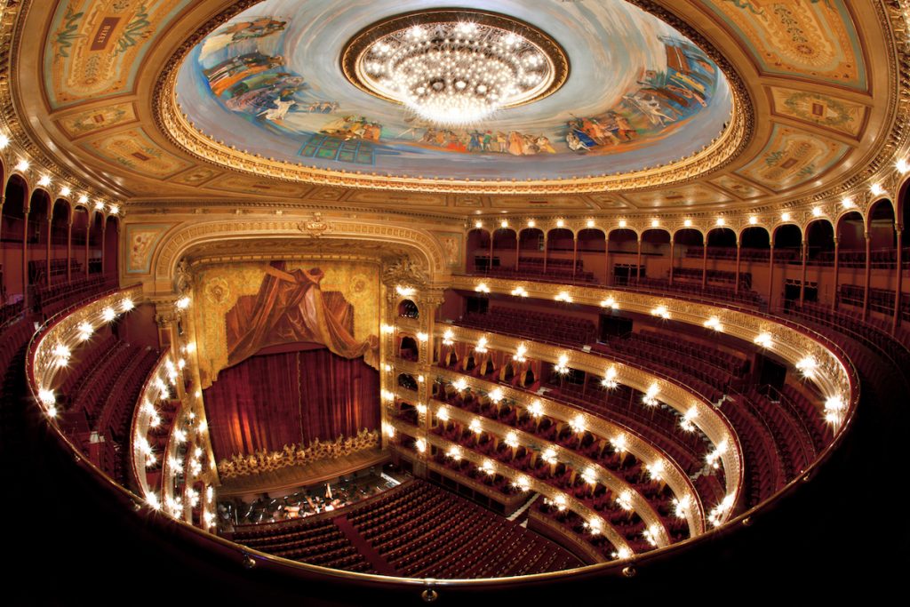 Dentro del Teatro Colón ALKASA196